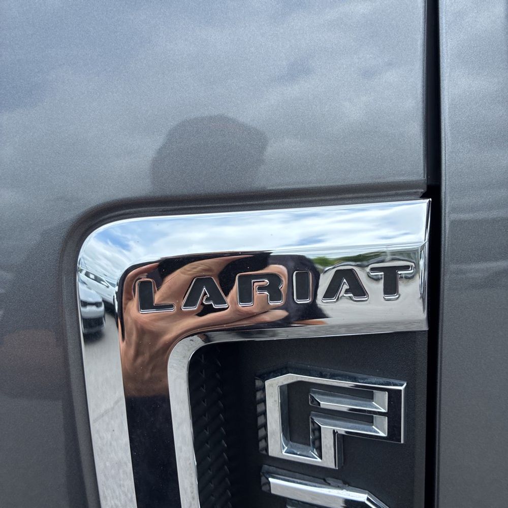 2022 Ford F-350 Super Duty Lariat