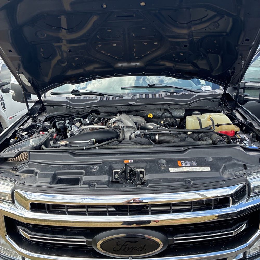 2022 Ford F-350 Super Duty Lariat