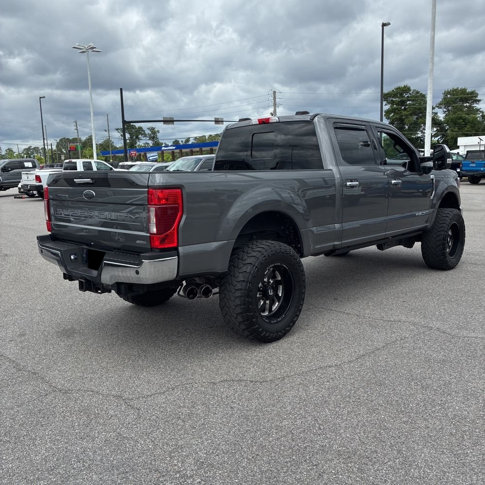 2022 Ford F-350 Super Duty Lariat