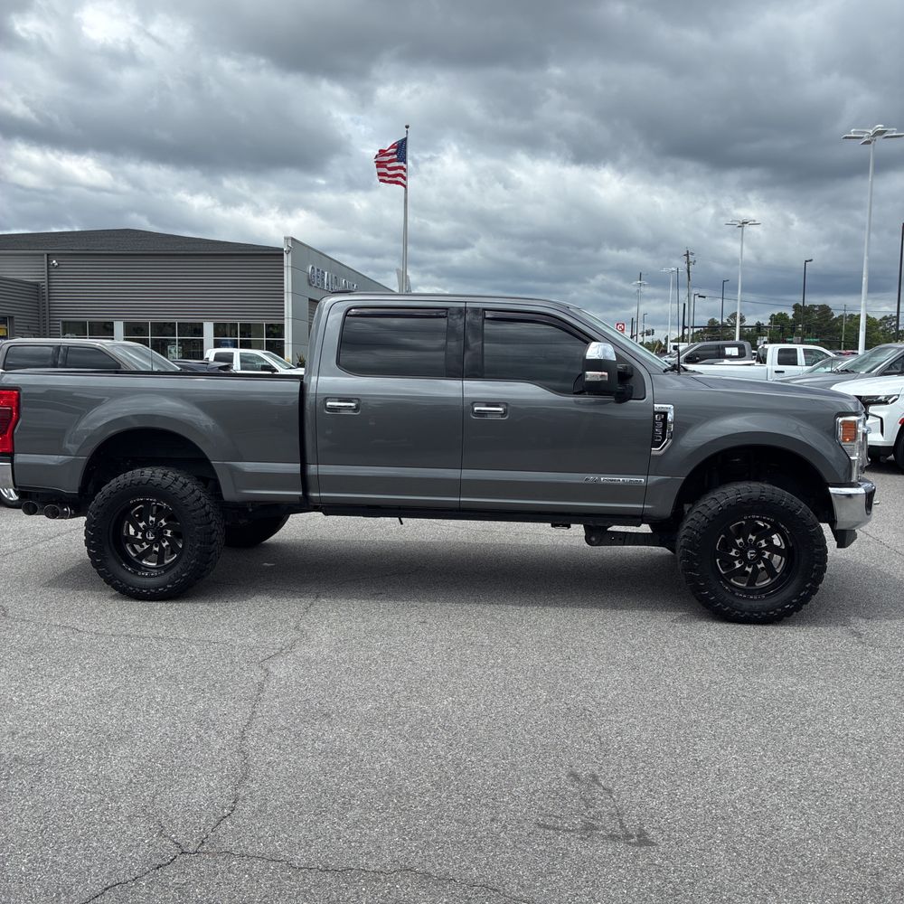 2022 Ford F-350 Super Duty Lariat