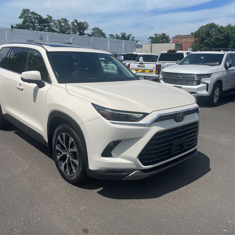 2024 Toyota Grand Highlander Platinum