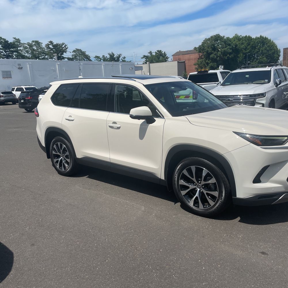 2024 Toyota Grand Highlander Platinum