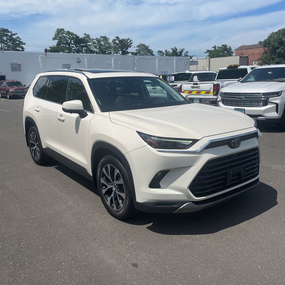 2024 Toyota Grand Highlander Platinum