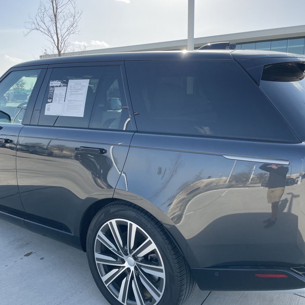 2023 Land Rover Range Rover P530 SE