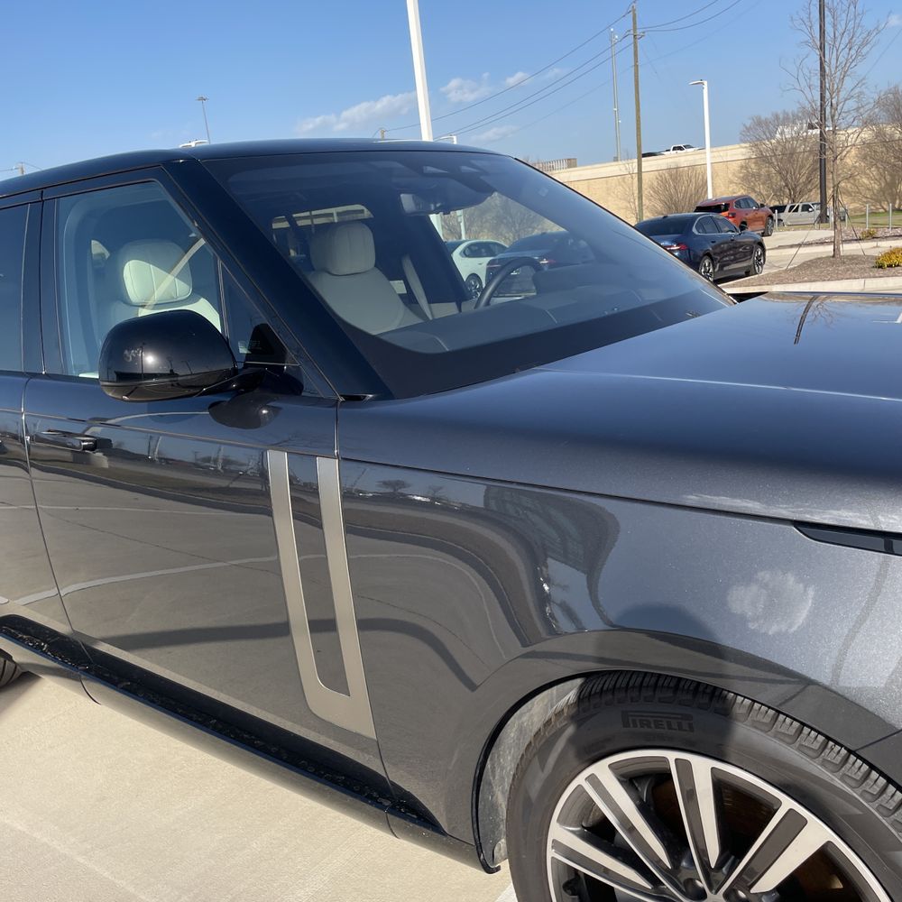 2023 Land Rover Range Rover P530 SE