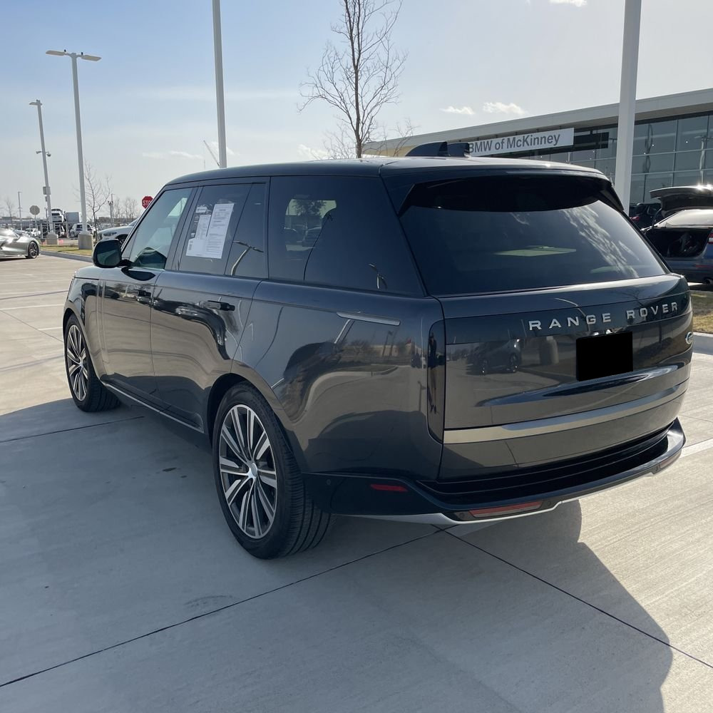 2023 Land Rover Range Rover P530 SE
