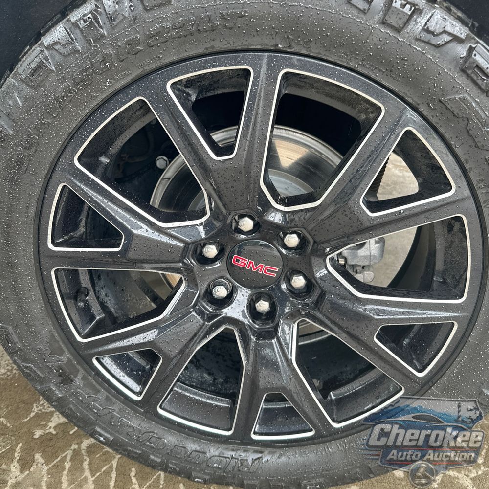 2024 GMC Yukon Denali Ultimate