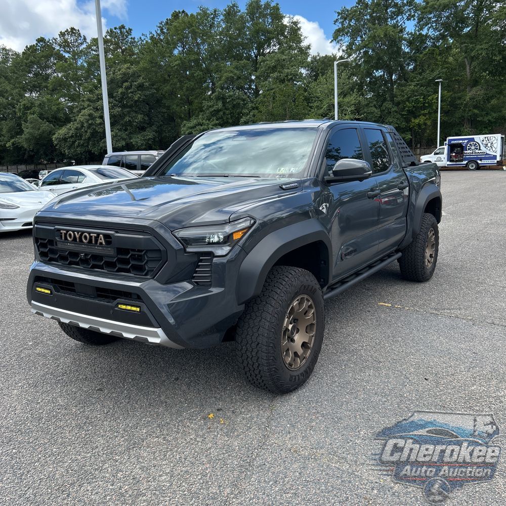 2024 Toyota Tacoma Trailhunter HV