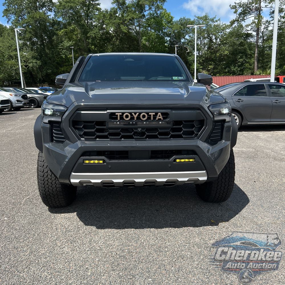 2024 Toyota Tacoma Trailhunter HV