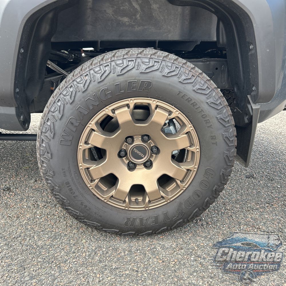 2024 Toyota Tacoma Trailhunter HV
