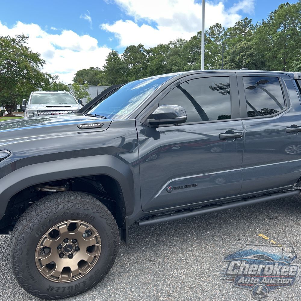 2024 Toyota Tacoma Trailhunter HV