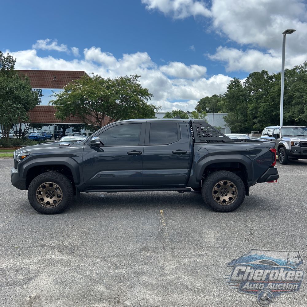 2024 Toyota Tacoma Trailhunter HV