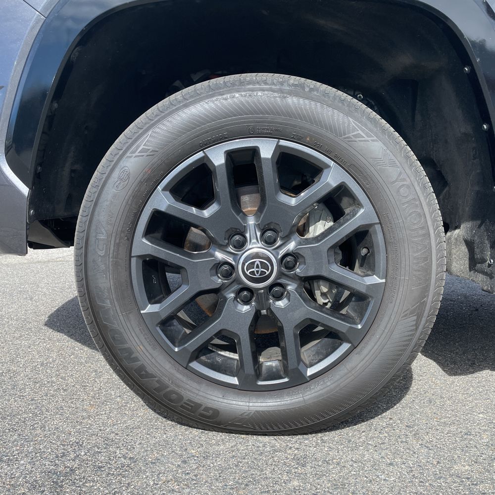 2024 Toyota Tundra Platinum HV