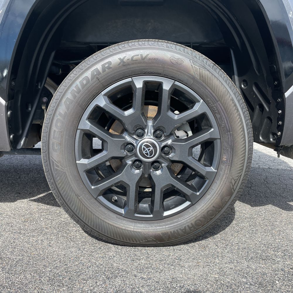 2024 Toyota Tundra Platinum HV