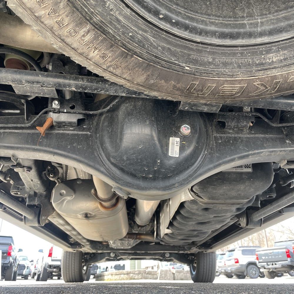 2024 Toyota Tundra Platinum HV
