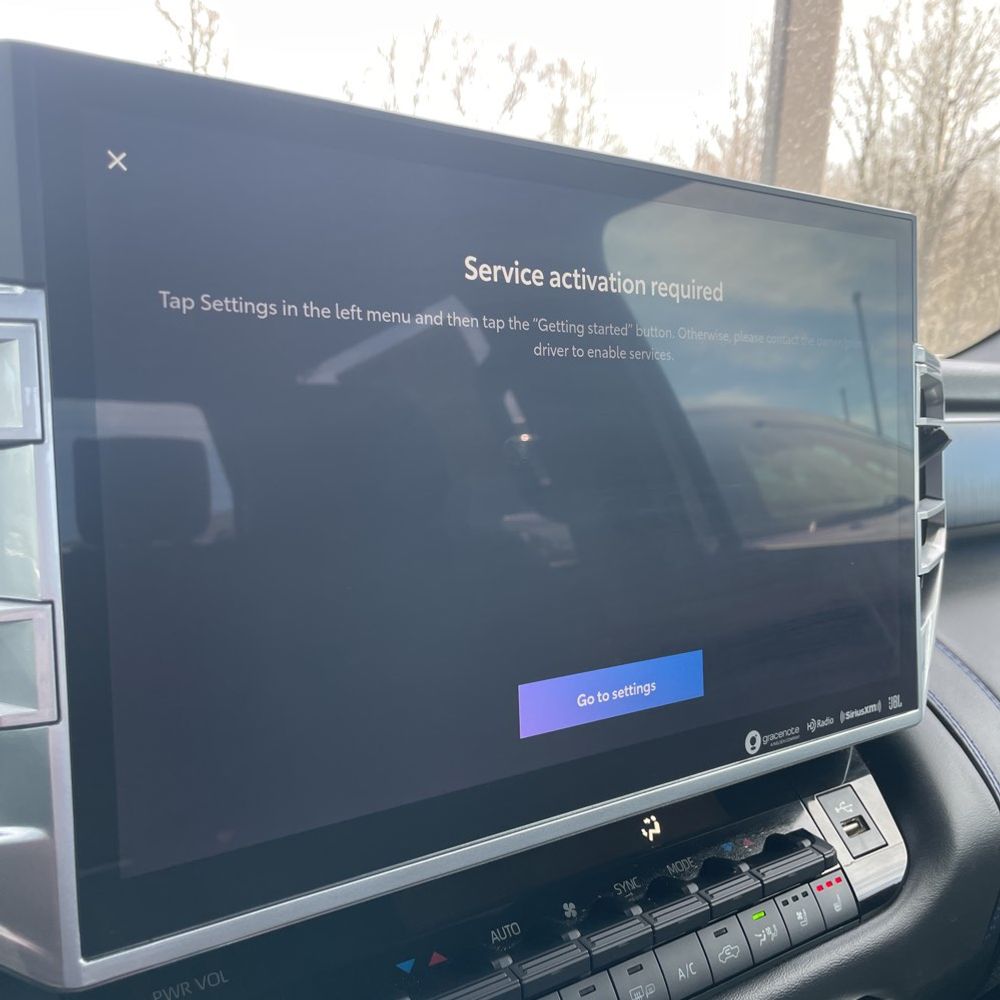 2024 Toyota Tundra Platinum HV
