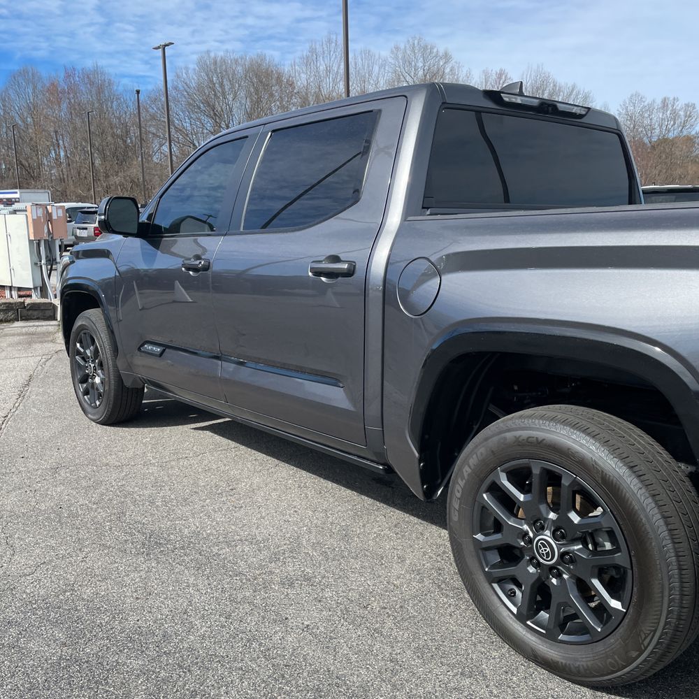 2024 Toyota Tundra Platinum HV