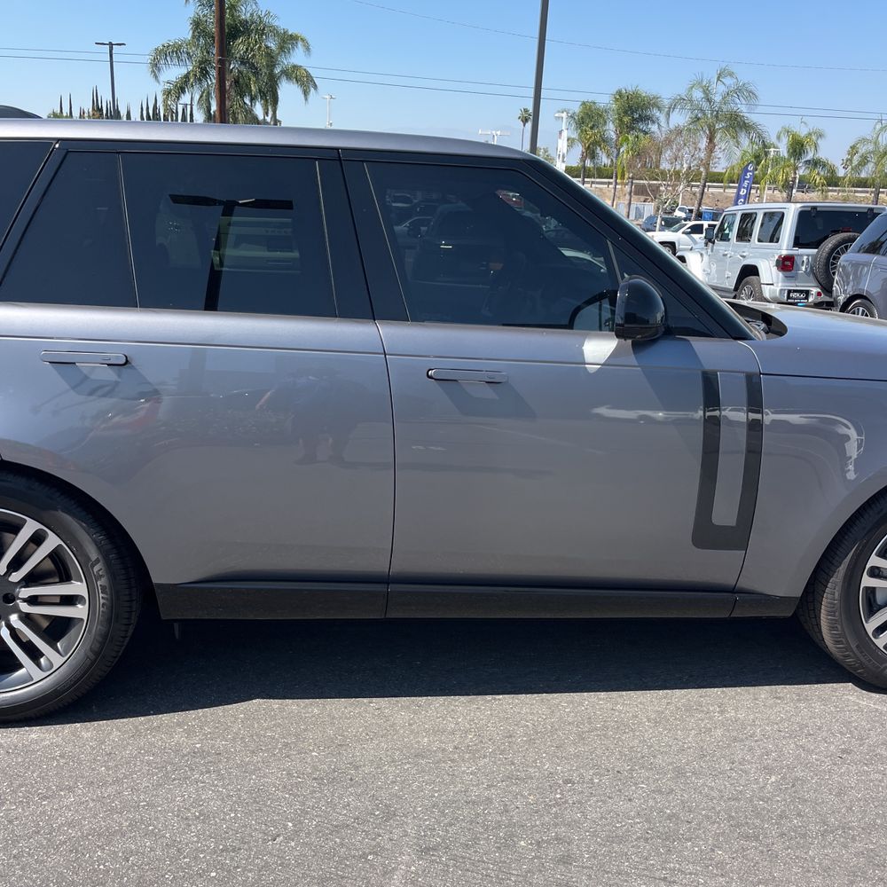 2023 Land Rover Range Rover P530 SE