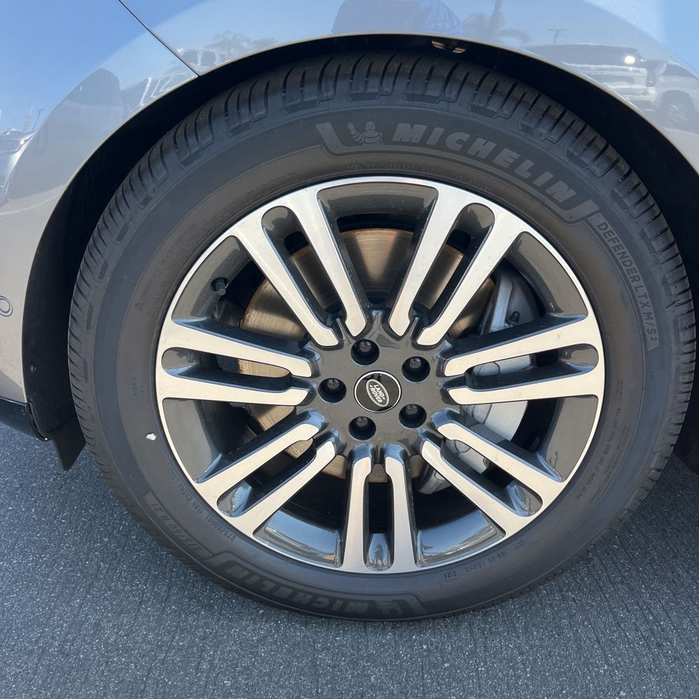 2023 Land Rover Range Rover P530 SE