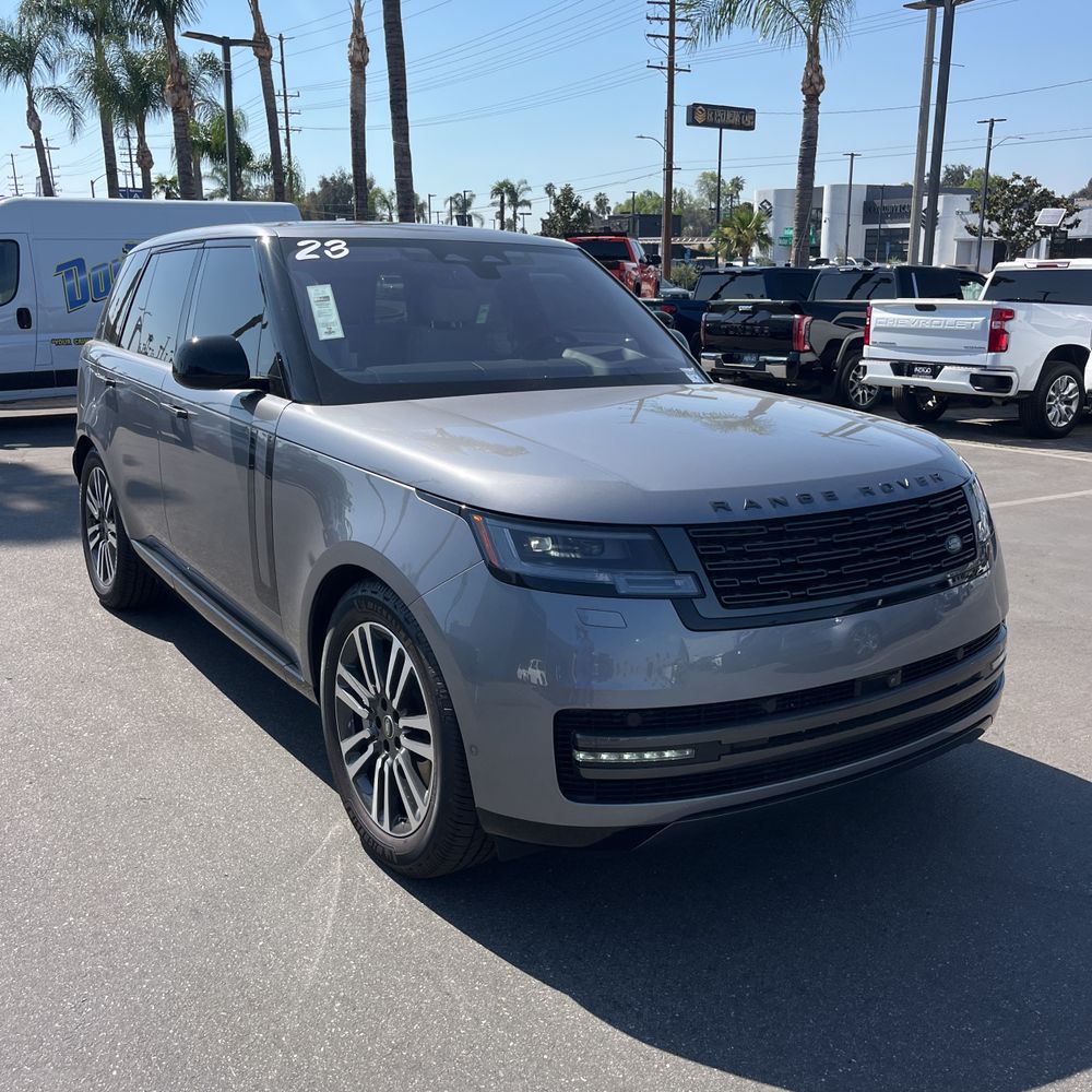 2023 Land Rover Range Rover P530 SE
