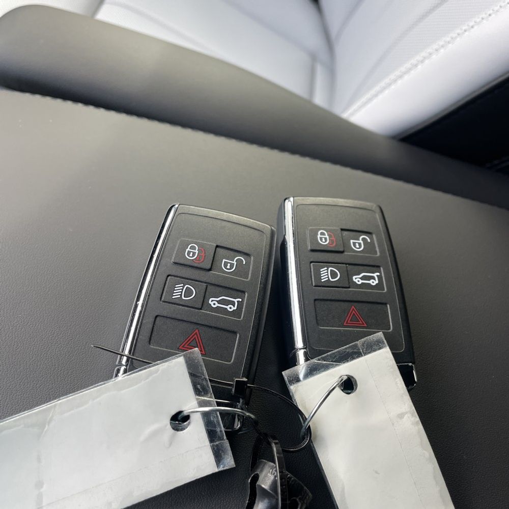 2025 Land Rover Range Rover Sport P460e Dynamic SE