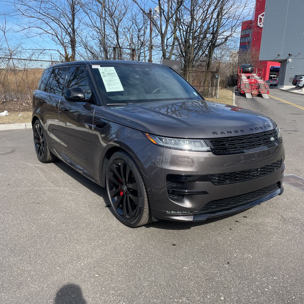 2025 Land Rover Range Rover Sport P460e Dynamic SE