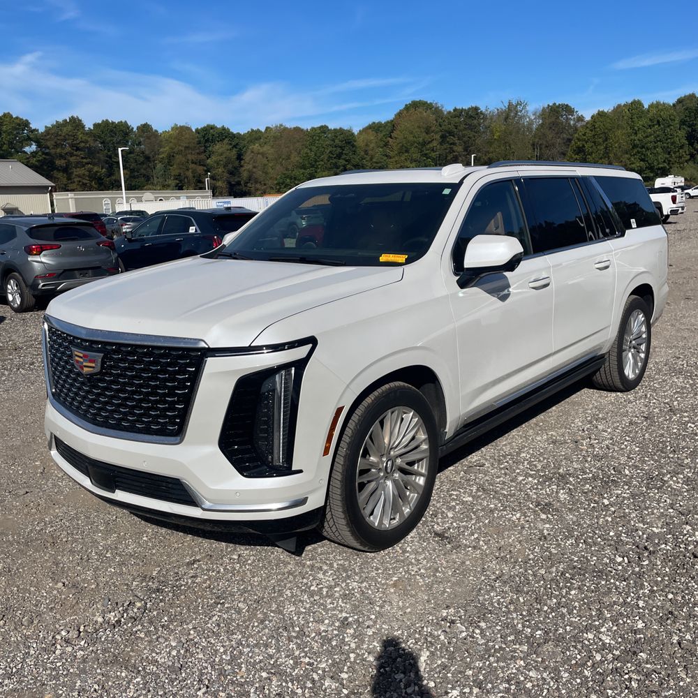 2025 Cadillac Escalade ESV
