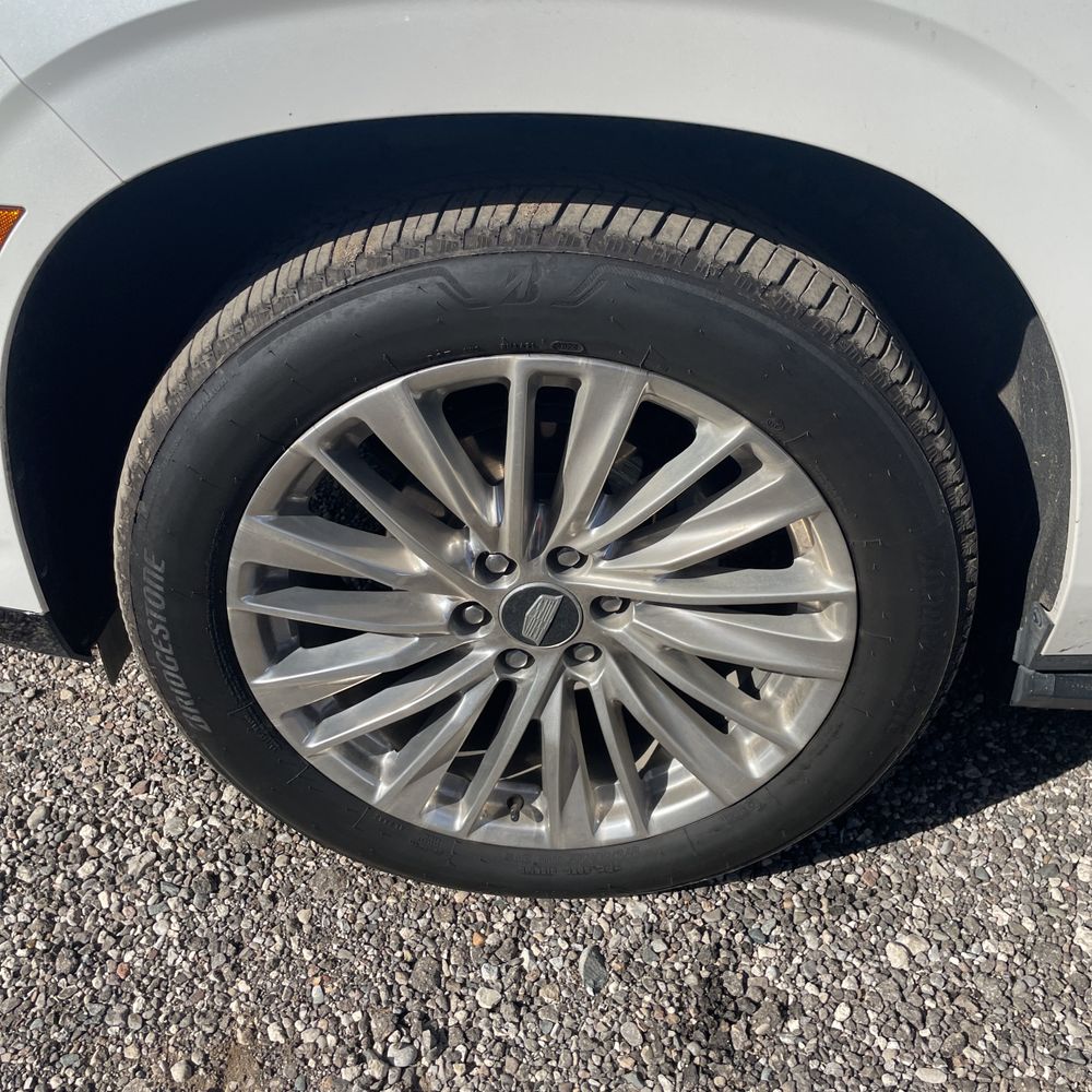 2025 Cadillac Escalade ESV Premium Luxury