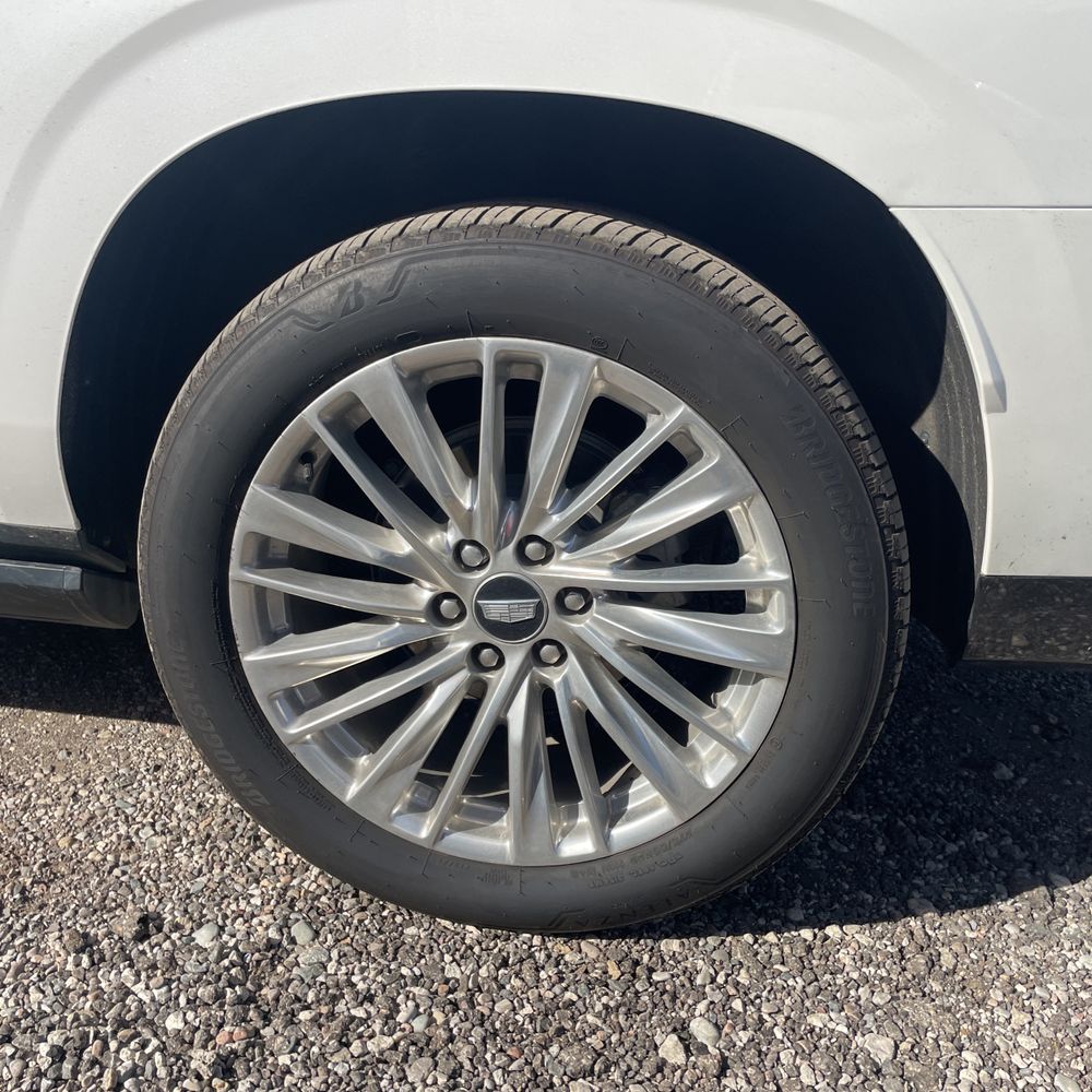 2025 Cadillac Escalade ESV Premium Luxury