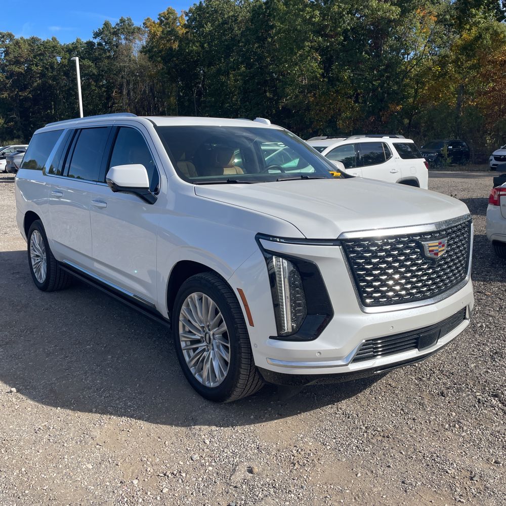 2025 Cadillac Escalade ESV Premium Luxury