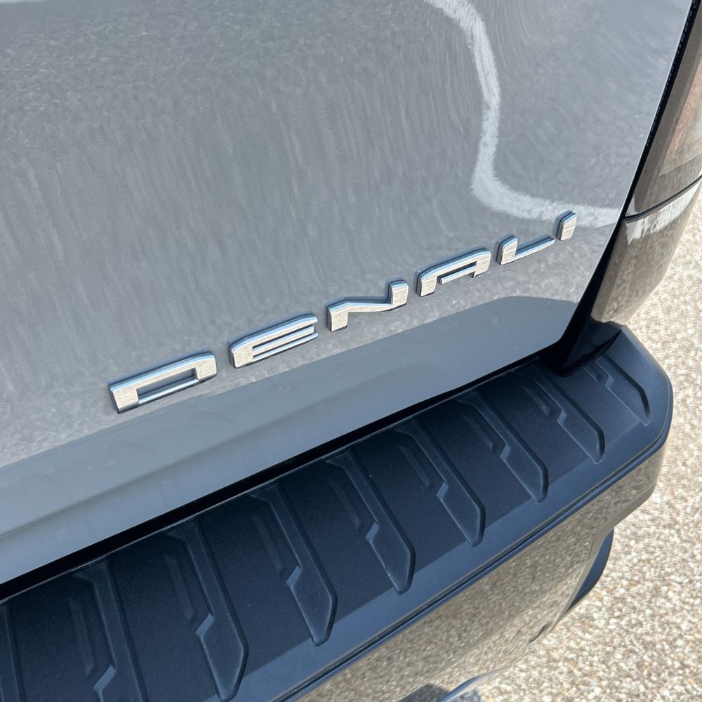 2024 GMC Sierra EV Denali Edition 1