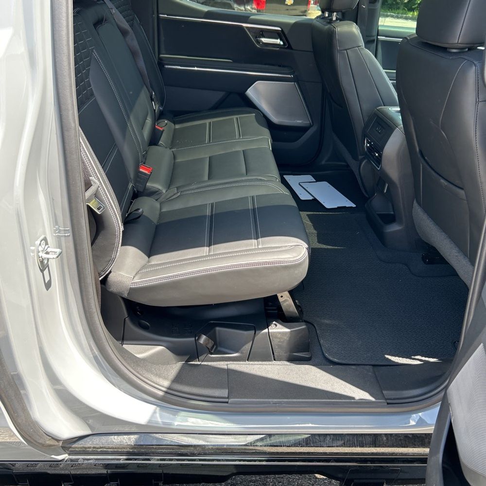 2024 GMC Sierra EV Denali Edition 1