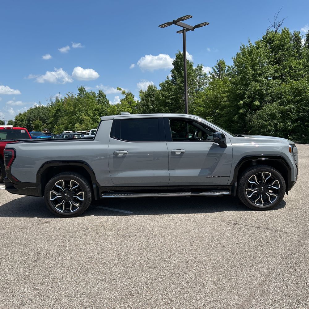 2024 GMC Sierra EV Denali Edition 1