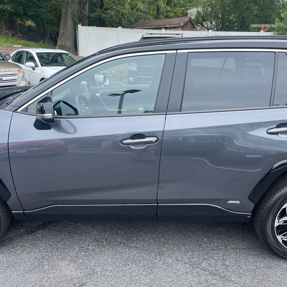 2025 Toyota RAV4 Plug-in Hybrid XSE