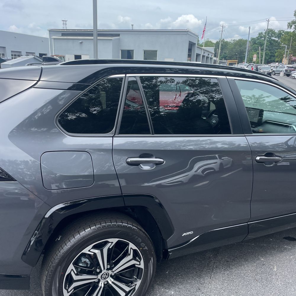 2025 Toyota RAV4 Plug-in Hybrid XSE