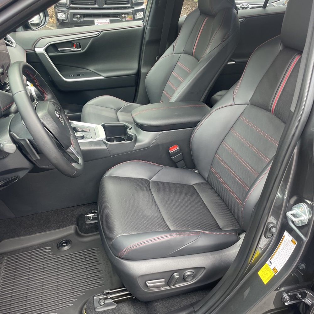 2025 Toyota RAV4 Plug-in Hybrid XSE