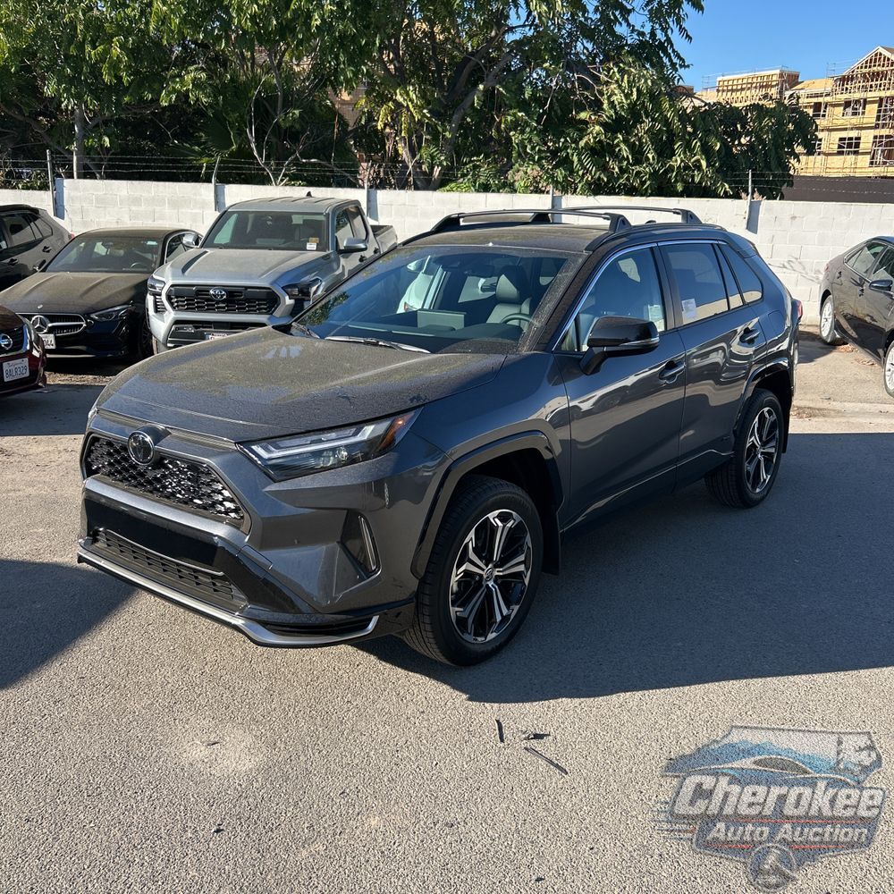 2025 Toyota RAV4 Plug-in Hybrid XSE