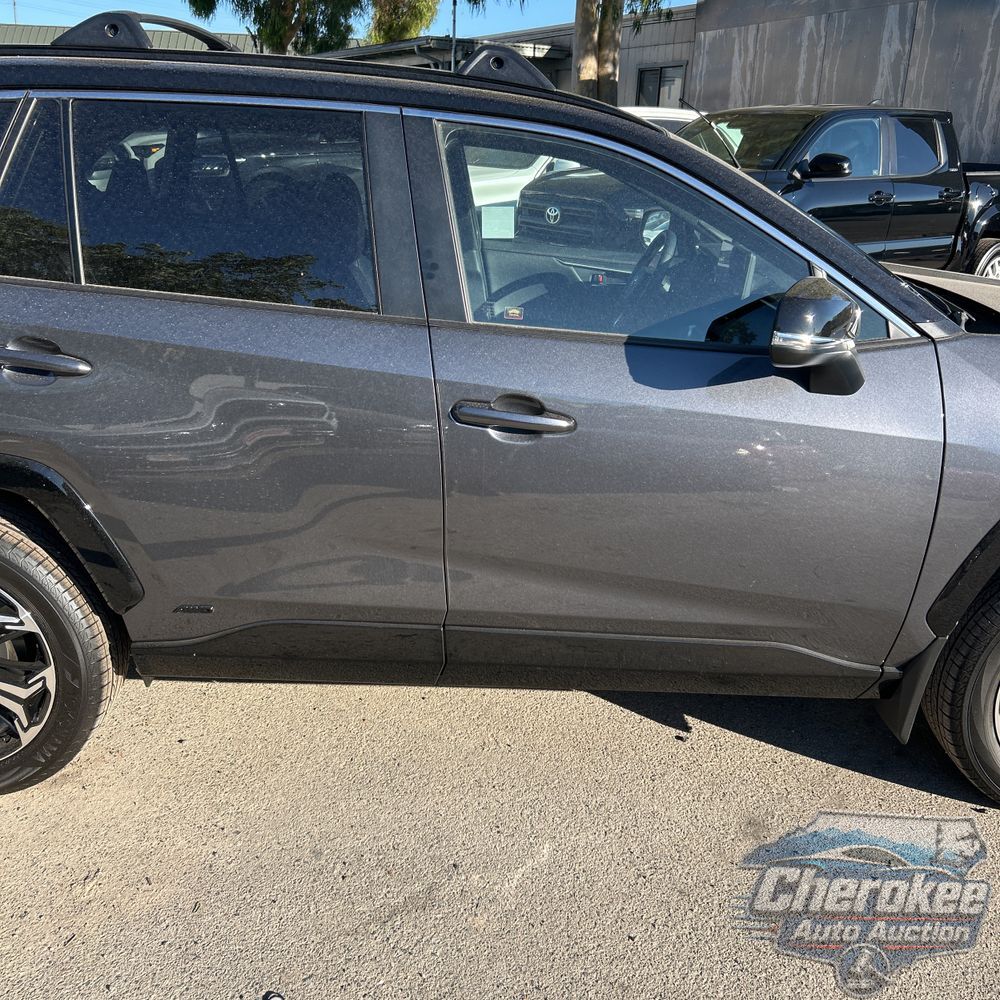 2025 Toyota RAV4 Plug-in Hybrid XSE