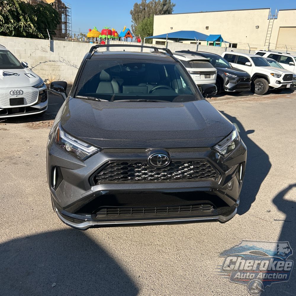 2025 Toyota RAV4 Plug-in Hybrid XSE