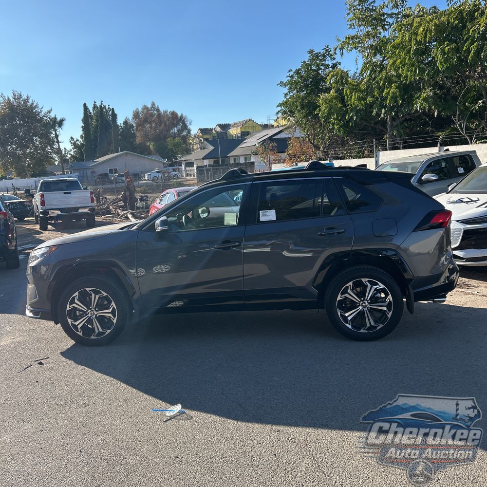 2025 Toyota RAV4 Plug-in Hybrid XSE