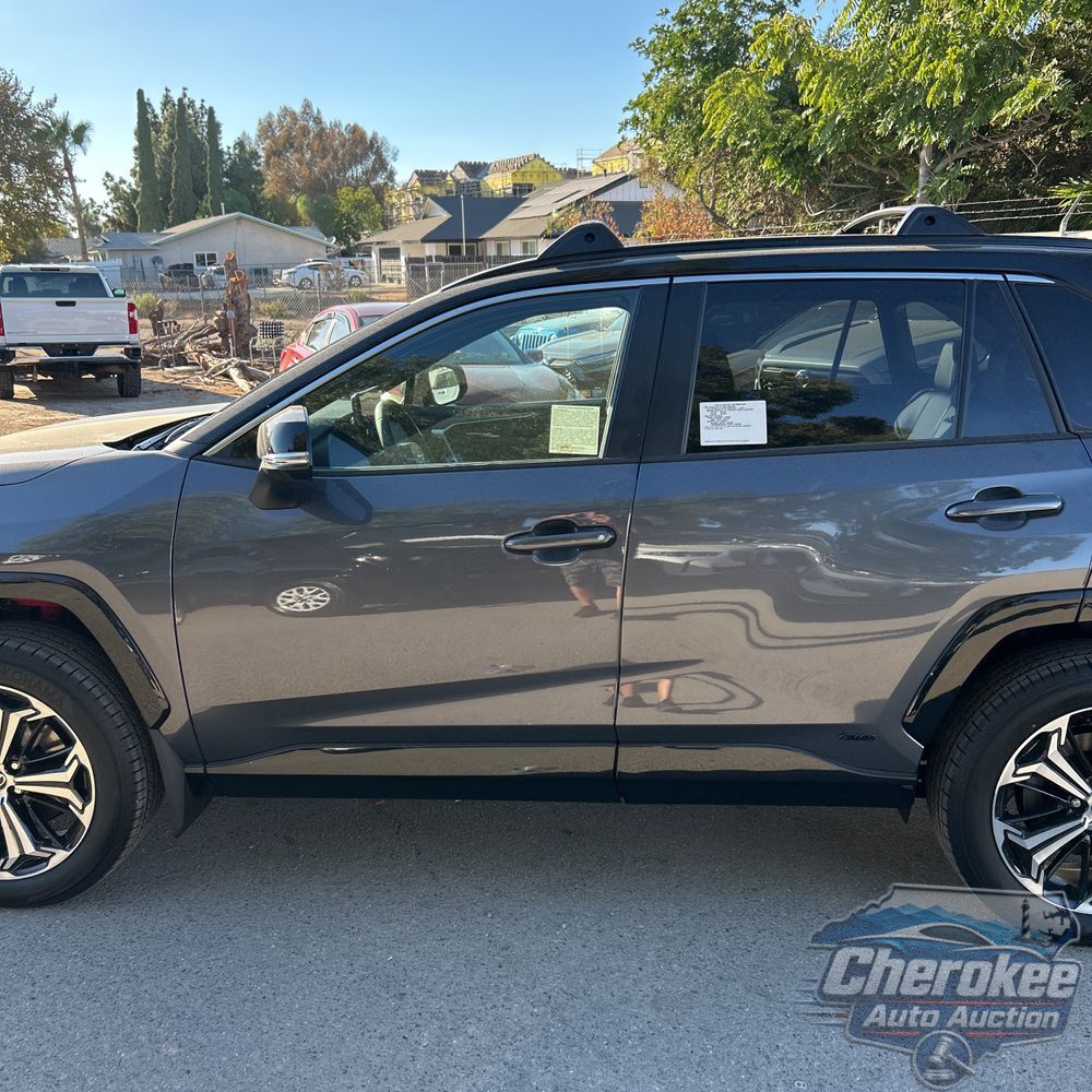 2025 Toyota RAV4 Plug-in Hybrid XSE