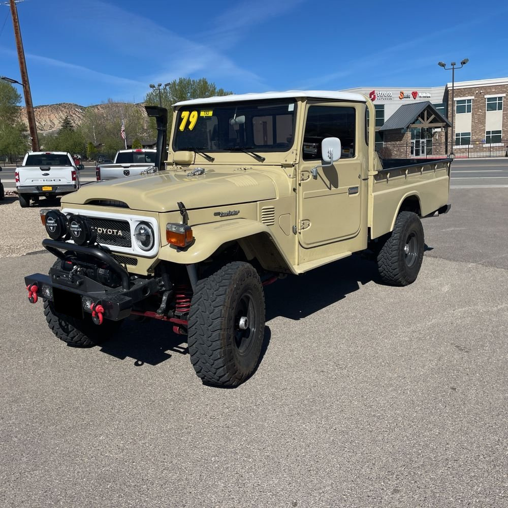 1979 Toyota Land Cruiser truck Base