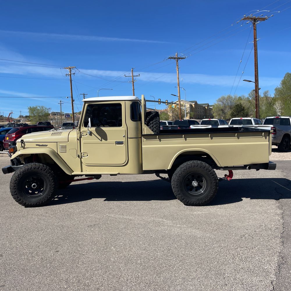 1979 Toyota Land Cruiser truck Base