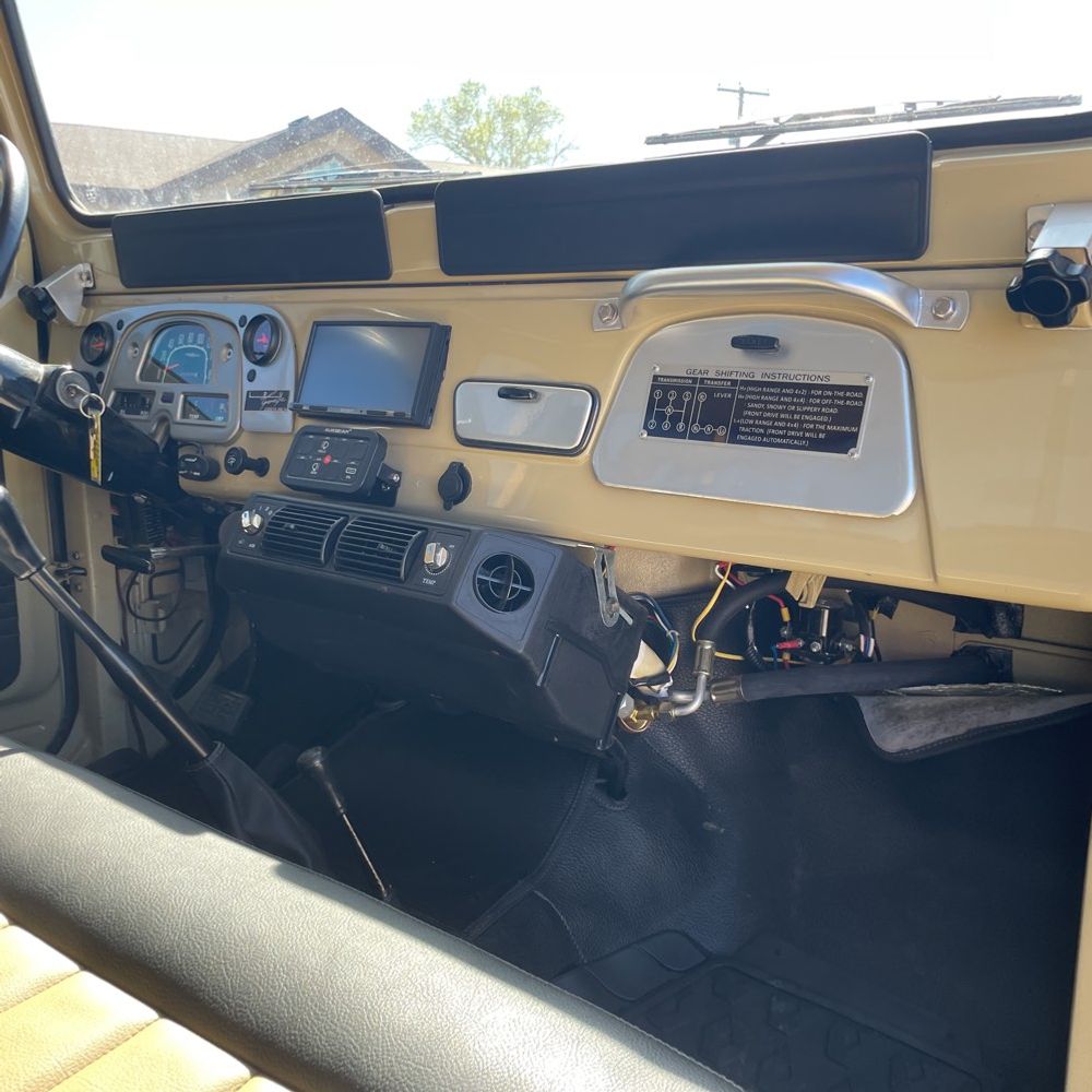 1979 Toyota Land Cruiser truck Base