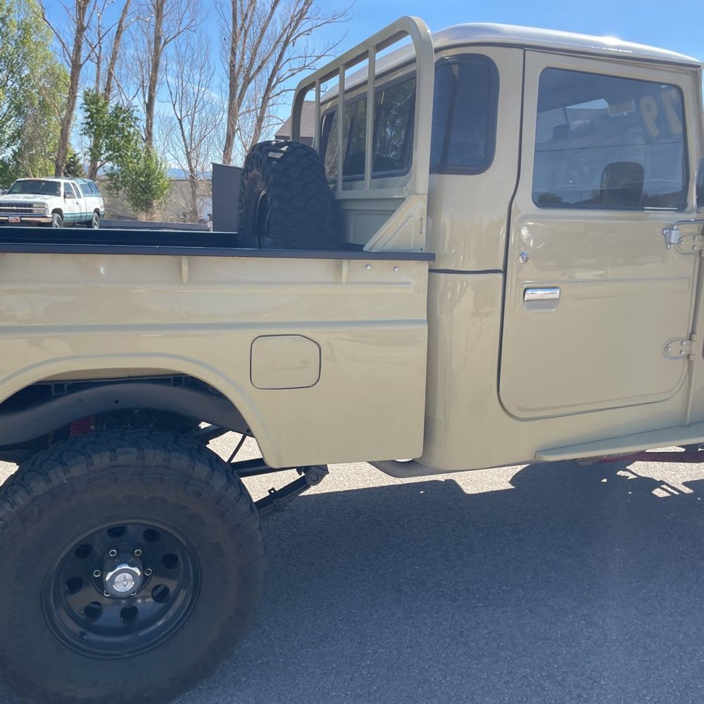 1979 Toyota Land Cruiser truck Base