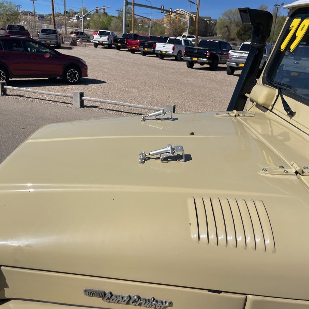1979 Toyota Land Cruiser truck Base