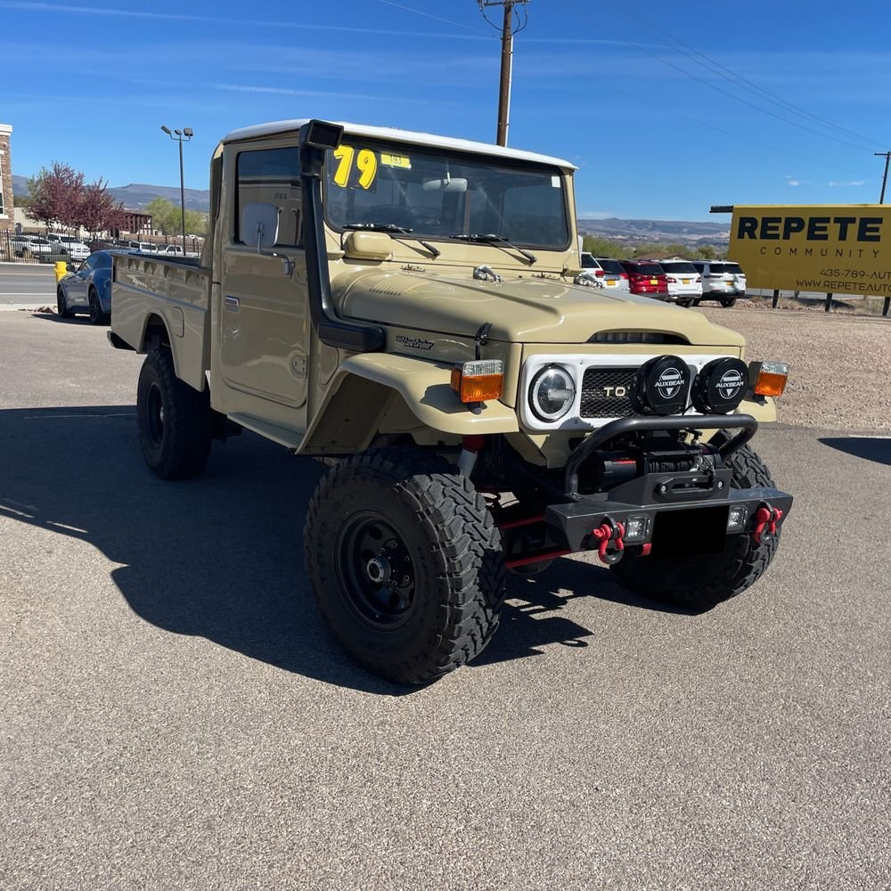 1979 Toyota Land Cruiser truck Base