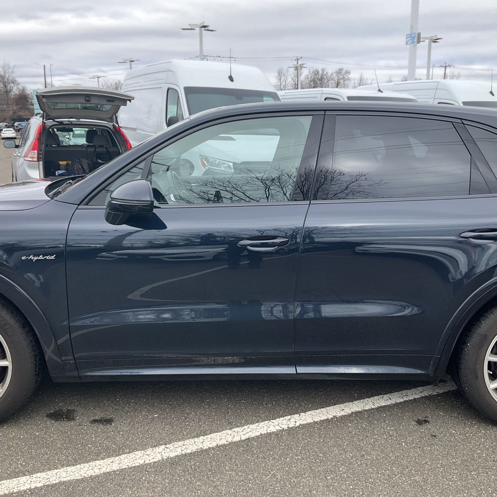 2022 Porsche Cayenne E-Hybrid