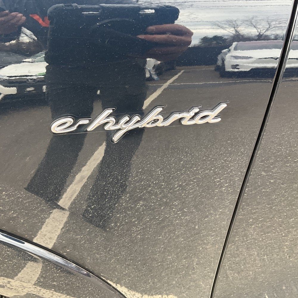 2022 Porsche Cayenne E-Hybrid