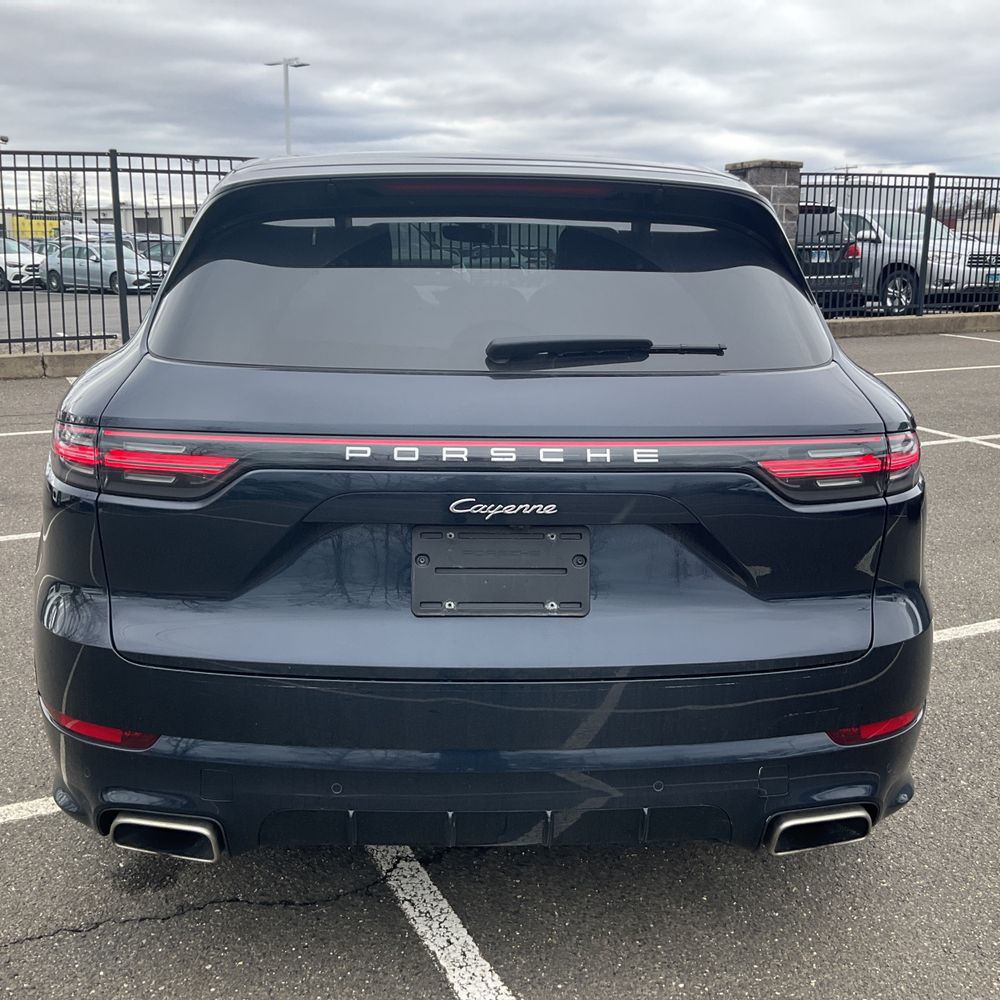 2022 Porsche Cayenne E-Hybrid